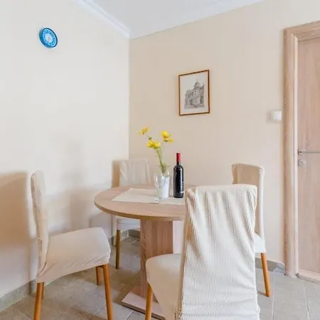 Fidelis - Two Bedroom With Terrace And Pool View 5 特罗吉尔