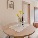 Fidelis - Two Bedroom With Terrace And Pool View 5 Appartamento Traù