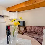 Appartamento Fidelis - Two Bedroom With Terrace And Pool View 5